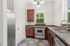 8945 Waterchase Circle - Photo 22