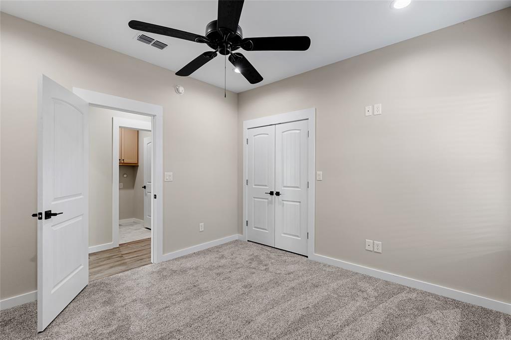 655 League Street - Photo 22