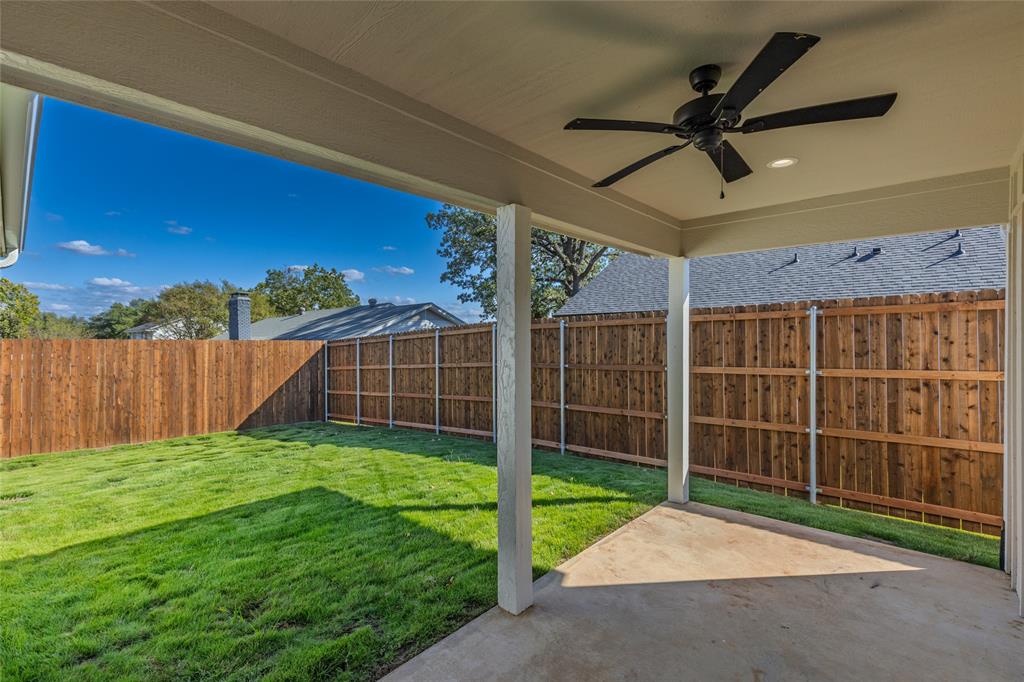 655 League Street - Photo 36