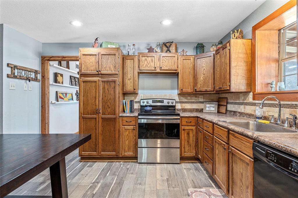311 Cedar Ridge Drive - Photo 8