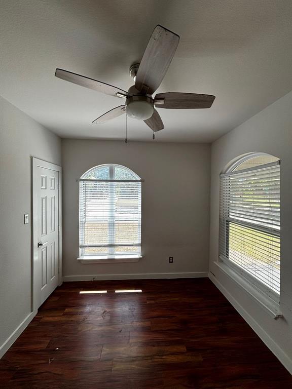 2505 May Street - Photo 2