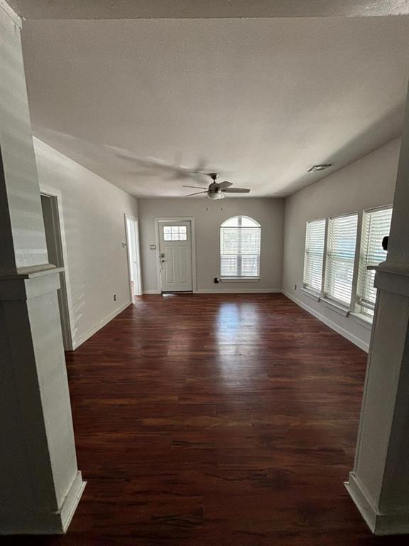 2505 May Street - Photo 4