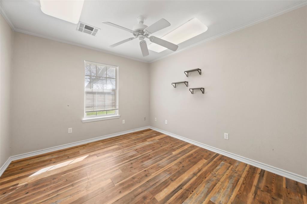 771 HCR 2233 - Photo 8