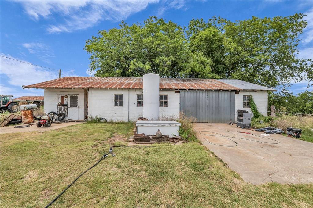 15288 Old China Spring Road - Photo 29