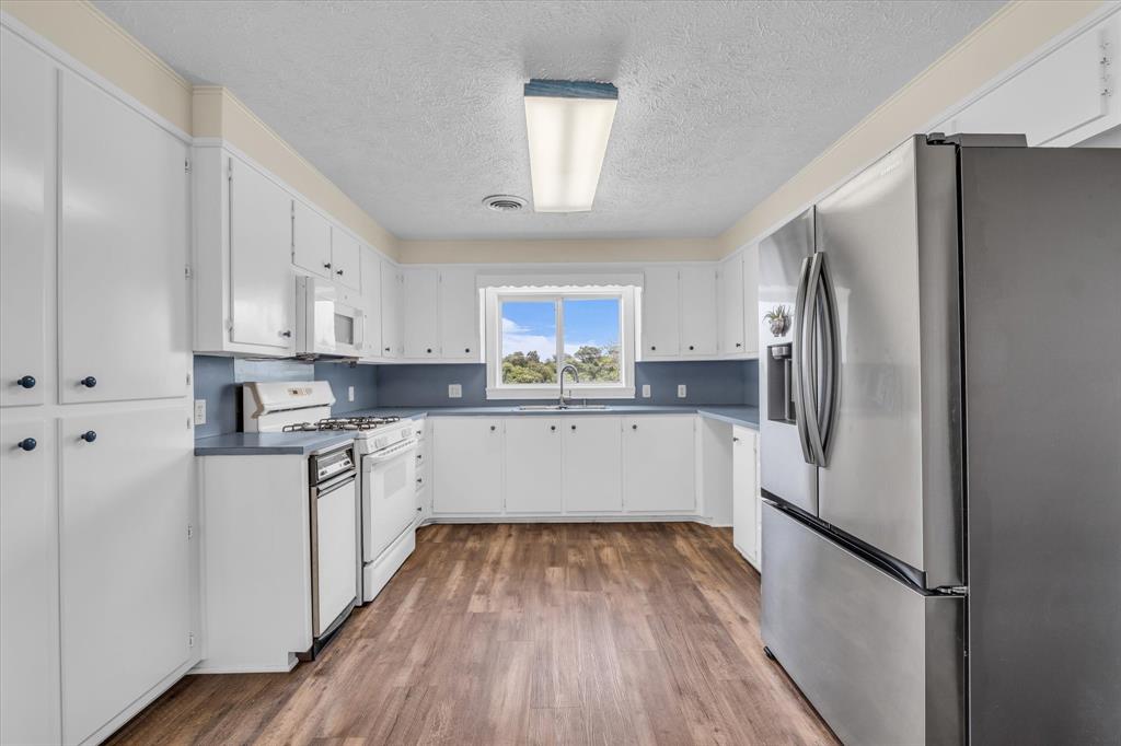 15288 Old China Spring Road - Photo 8