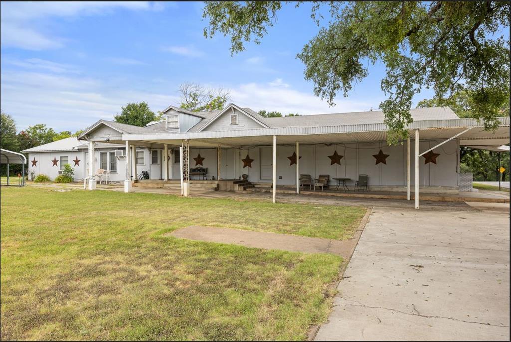 300 E Elm Street - Photo 6