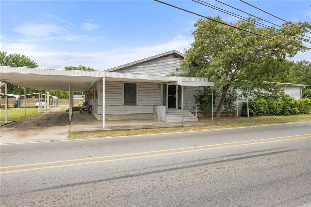 300 E Elm Street - Photo 7