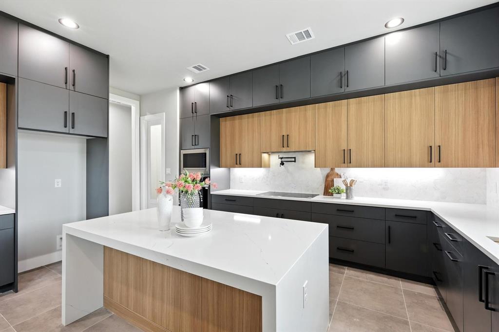 5005 Glenoaks Court - Photo 16
