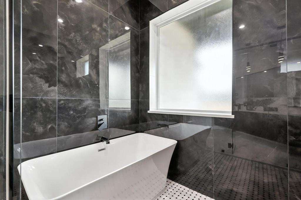 5005 Glenoaks Court - Photo 29