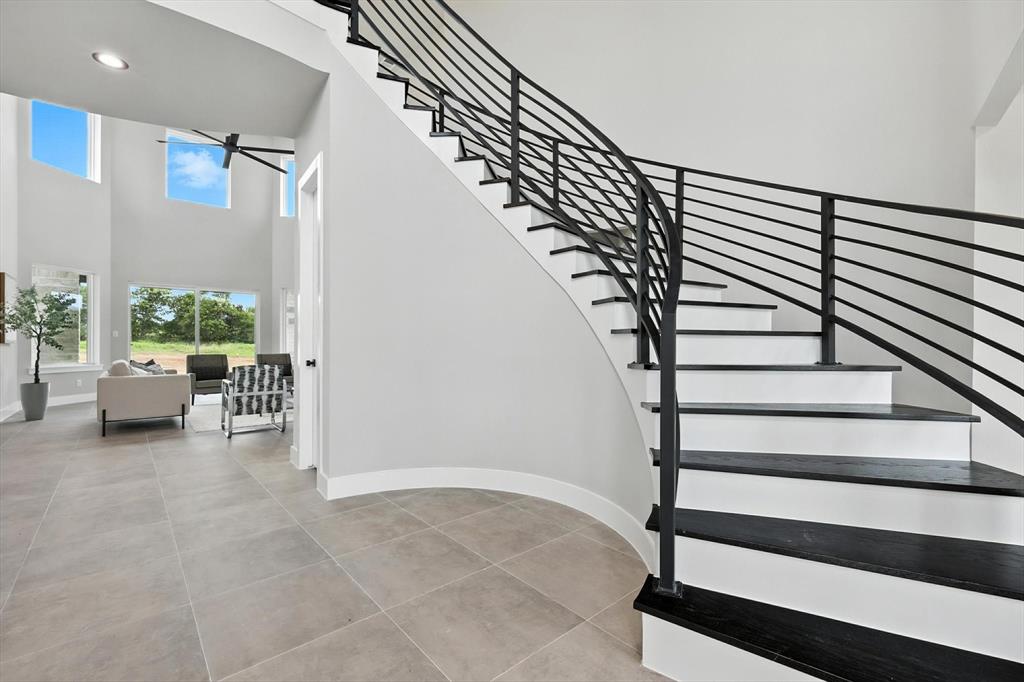5005 Glenoaks Court - Photo 7