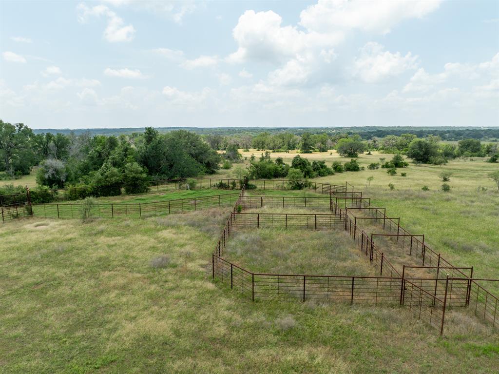 5315 Fm 932 - Photo 21