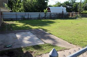 1223 Meadowbrook Street - Photo 4