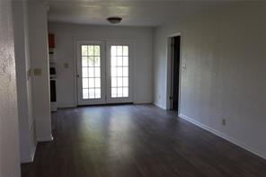 1223 Meadowbrook Street - Photo 5