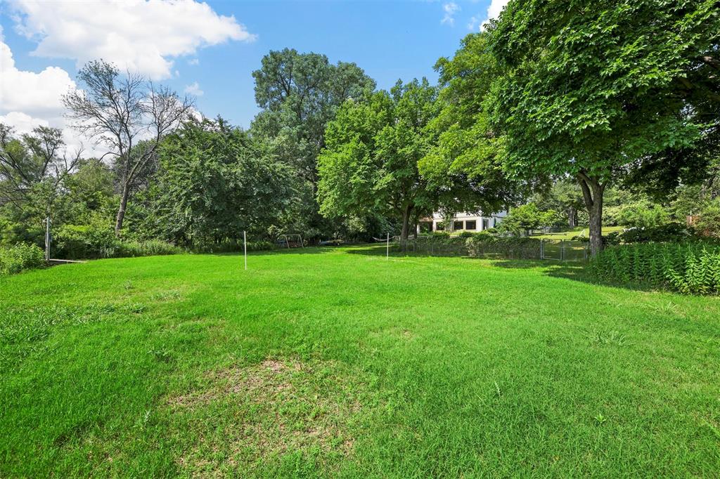 2565 Castle Circle - Photo 4