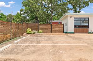 3015 Clarksville Street - Photo 16