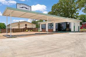 3015 Clarksville Street - Photo 3