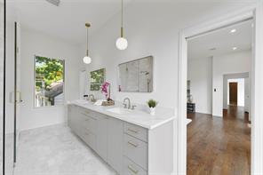 3110 W Jefferson Boulevard - Photo 21