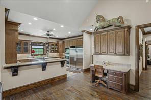 450 Private Road 5815 - Photo 10