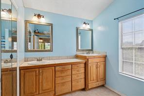 2528 Creekwood Lane - Photo 19