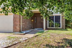 2528 Creekwood Lane - Photo 2
