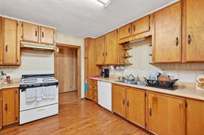 8 SW Poteet Road - Photo 26