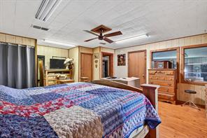 8 SW Poteet Road - Photo 32