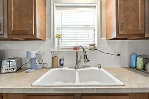 11775 CR 242 - Photo 24