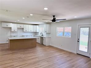 809 longbeach Drive - Photo 4