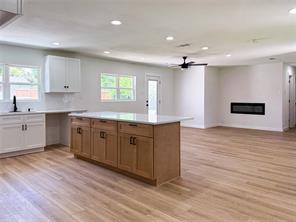 809 longbeach Drive - Photo 5