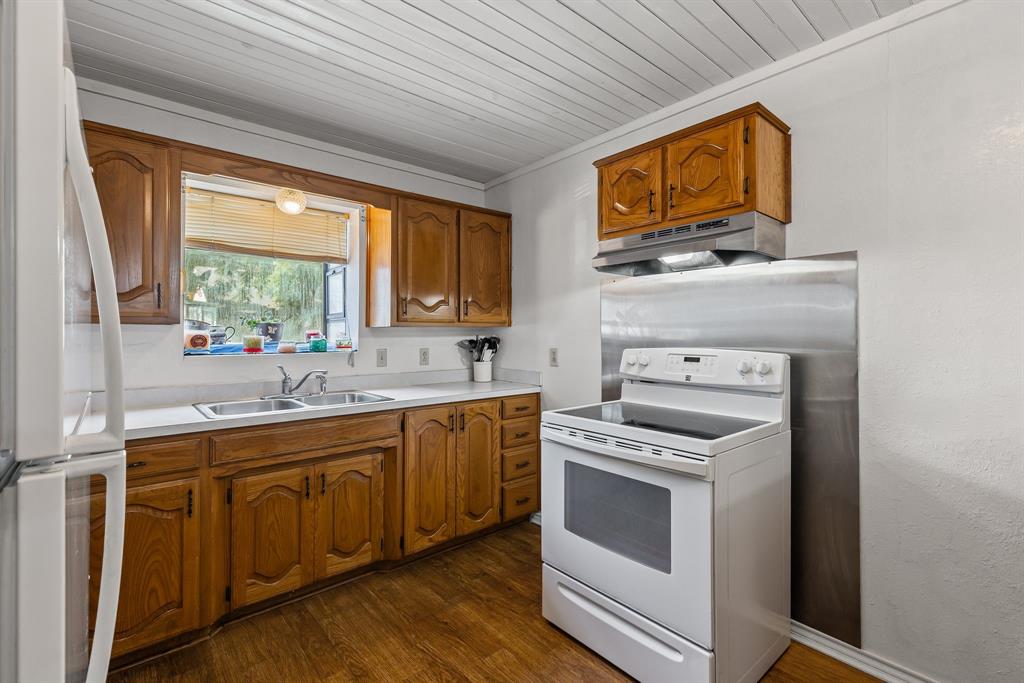206 N Main Street - Photo 1