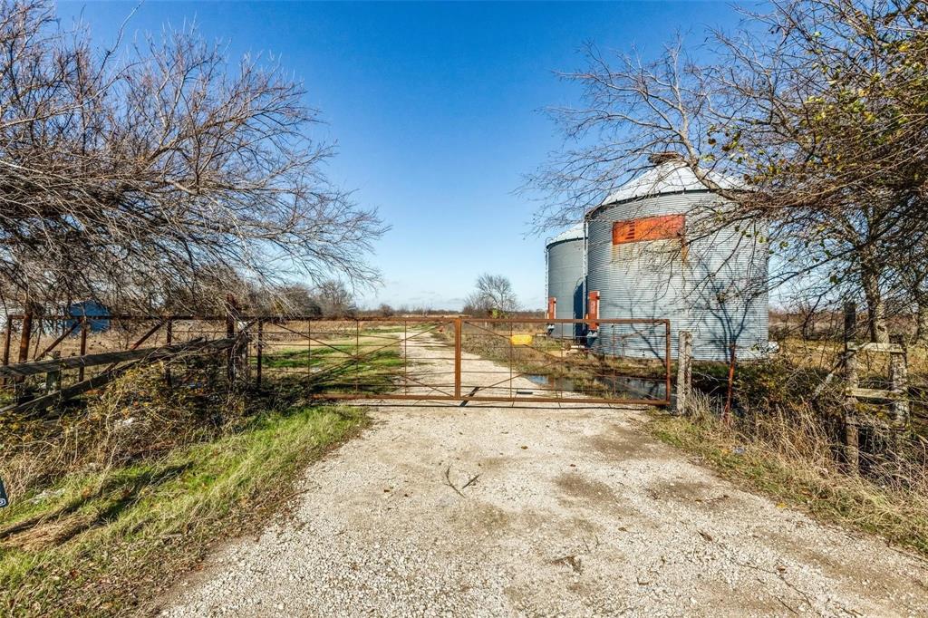 8069 County Road 623 - Photo 1