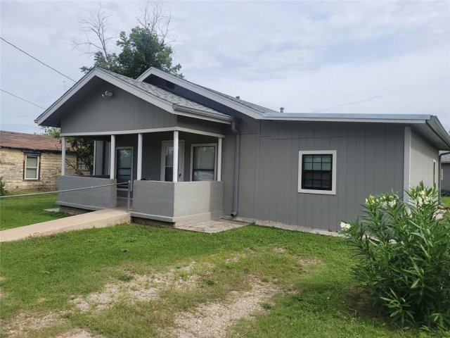 1009 W Mesquite Street