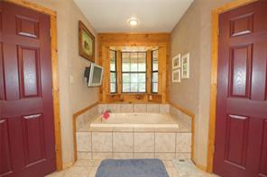 5794 Fm 678 - Photo 22