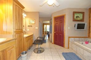 5794 Fm 678 - Photo 24