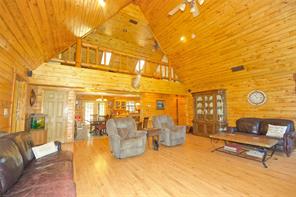 5794 Fm 678 - Photo 9