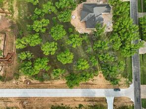 8201 Ravenswood Road - Photo 2