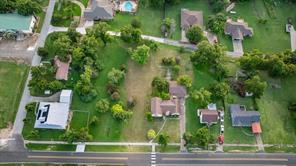 701 5th Street - Photo 4