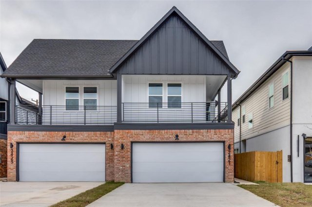 2418 Merlin Street