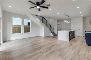 2418 Merlin Street - Photo 4