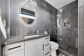 8839 Southern Shore Court - Photo 21