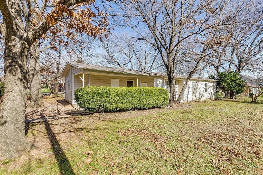 400 E Liberty Street - Photo 1