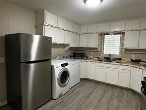 400 E Liberty Street - Photo 15
