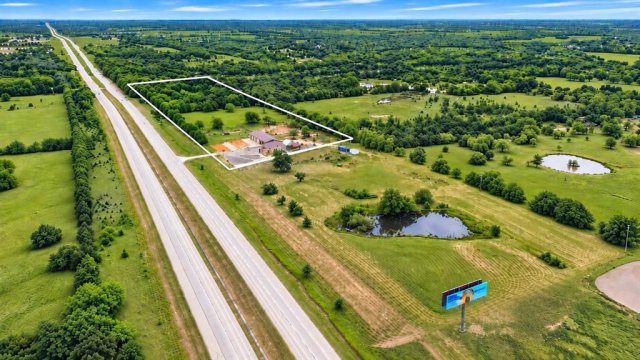 28400 W US Highway 82