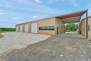 28400 W US Highway 82 - Photo 16