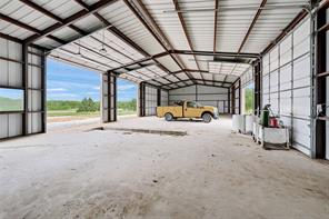28400 W US Highway 82 - Photo 17