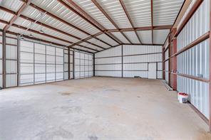 28400 W US Highway 82 - Photo 19
