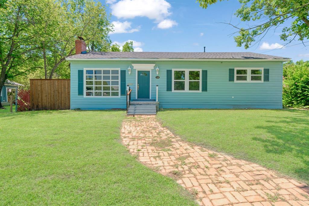 1100 Pine Bluff - Photo 1