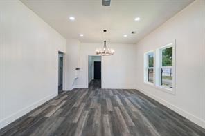 1100 Pine Bluff - Photo 14