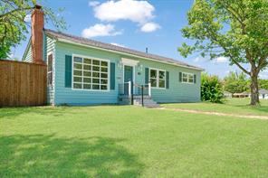 1100 Pine Bluff - Photo 2