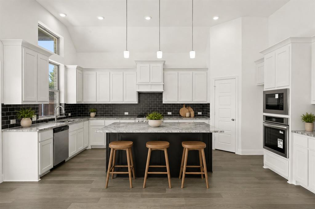974 Reeves Drive - Photo 8